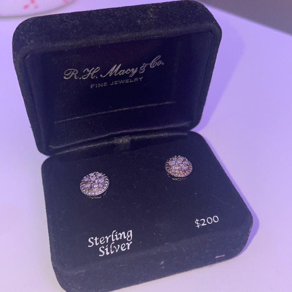 BRAND NEW***sterling silver diamond studs